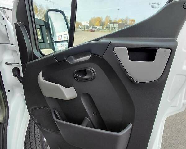 Білий Рено Мастєр, об'ємом двигуна 2.3 л та пробігом 415 тис. км за 16450 $, фото 34 на Automoto.ua