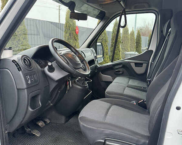 Білий Рено Мастєр, об'ємом двигуна 2.3 л та пробігом 385 тис. км за 18300 $, фото 36 на Automoto.ua