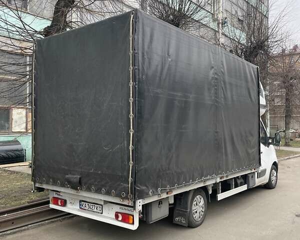 Белый Рено Мастер, объемом двигателя 2.3 л и пробегом 353 тыс. км за 15900 $, фото 2 на Automoto.ua