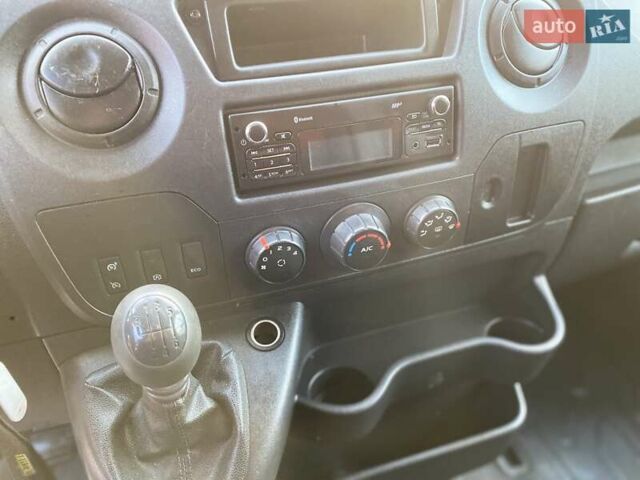 Білий Рено Мастєр, об'ємом двигуна 2.3 л та пробігом 186 тис. км за 14800 $, фото 35 на Automoto.ua