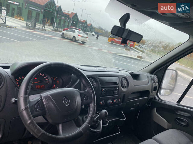 Белый Рено Мастер, объемом двигателя 2.3 л и пробегом 275 тыс. км за 16800 $, фото 16 на Automoto.ua
