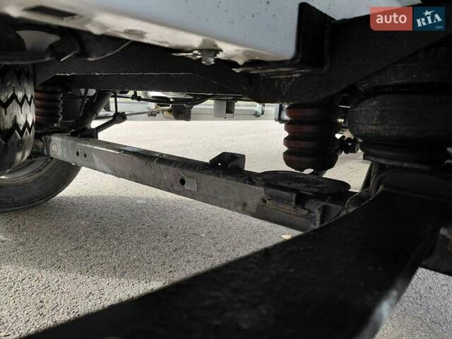 Білий Рено Мастєр, об'ємом двигуна 2.3 л та пробігом 415 тис. км за 16450 $, фото 16 на Automoto.ua