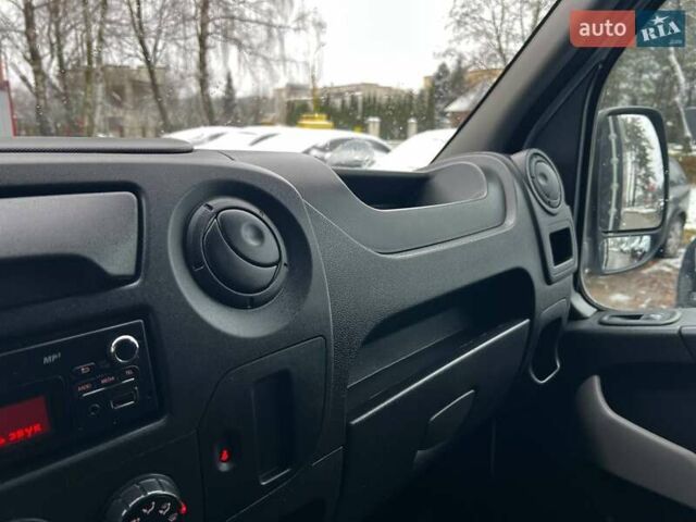 Белый Рено Мастер, объемом двигателя 2.3 л и пробегом 249 тыс. км за 26999 $, фото 34 на Automoto.ua