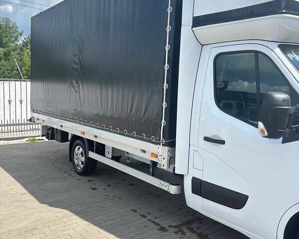 Белый Рено Мастер, объемом двигателя 2.3 л и пробегом 315 тыс. км за 16600 $, фото 4 на Automoto.ua