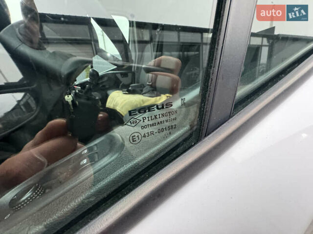Білий Рено Мастєр, об'ємом двигуна 2.3 л та пробігом 385 тис. км за 18300 $, фото 22 на Automoto.ua