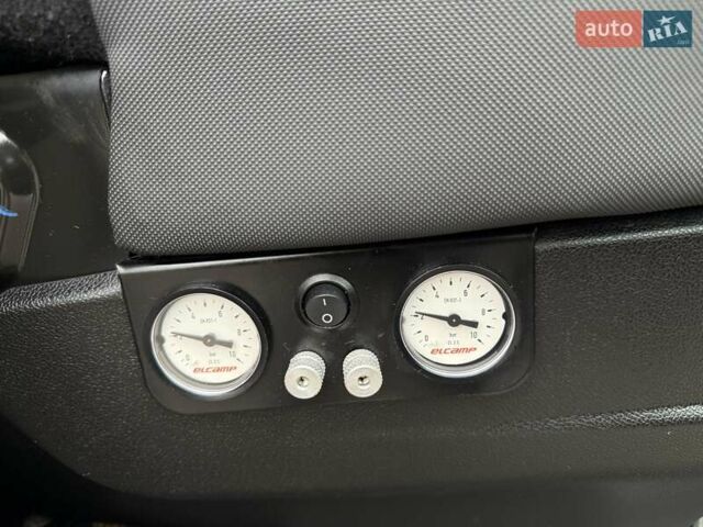 Белый Рено Мастер, объемом двигателя 2.3 л и пробегом 379 тыс. км за 17600 $, фото 61 на Automoto.ua