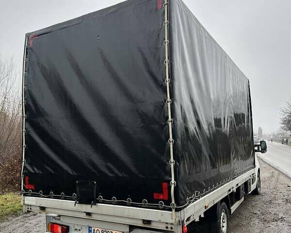 Белый Рено Мастер, объемом двигателя 2.3 л и пробегом 495 тыс. км за 16200 $, фото 7 на Automoto.ua