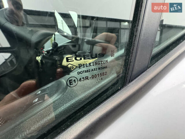 Білий Рено Мастєр, об'ємом двигуна 2.3 л та пробігом 385 тис. км за 18300 $, фото 23 на Automoto.ua