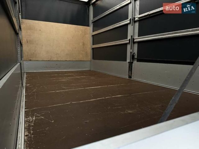 Белый Рено Мастер, объемом двигателя 2.3 л и пробегом 349 тыс. км за 17900 $, фото 80 на Automoto.ua