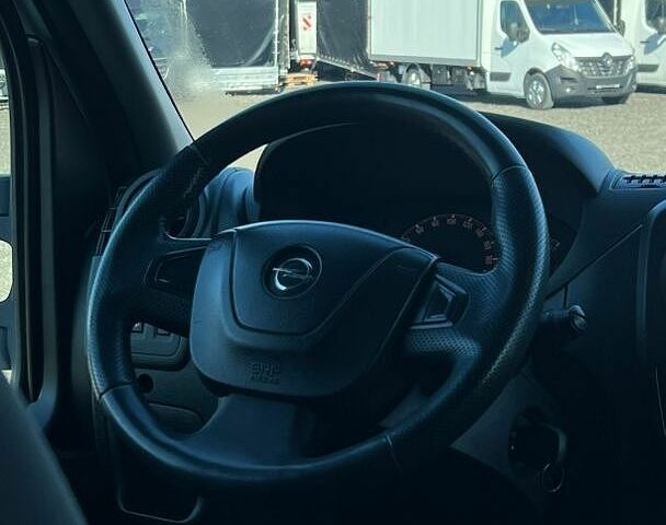 Білий Рено Мастєр, об'ємом двигуна 2.3 л та пробігом 372 тис. км за 13300 $, фото 33 на Automoto.ua