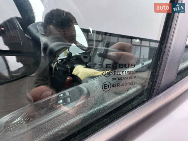 Білий Рено Мастєр, об'ємом двигуна 2.3 л та пробігом 385 тис. км за 18300 $, фото 21 на Automoto.ua