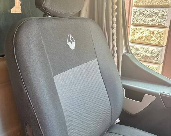 Белый Рено Мастер, объемом двигателя 2.3 л и пробегом 315 тыс. км за 16600 $, фото 15 на Automoto.ua