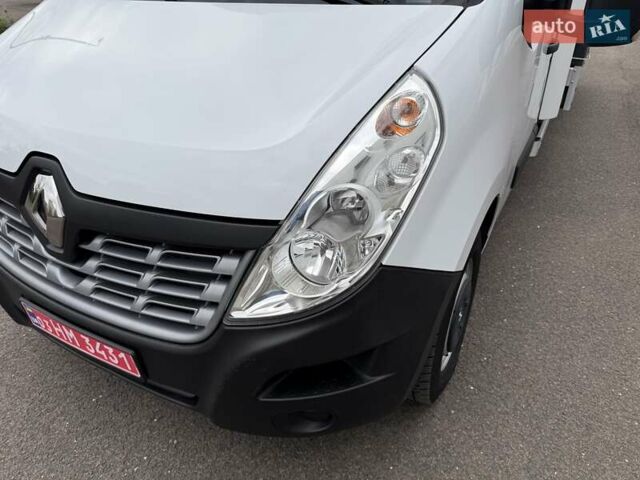 Белый Рено Мастер, объемом двигателя 2.3 л и пробегом 349 тыс. км за 17900 $, фото 39 на Automoto.ua