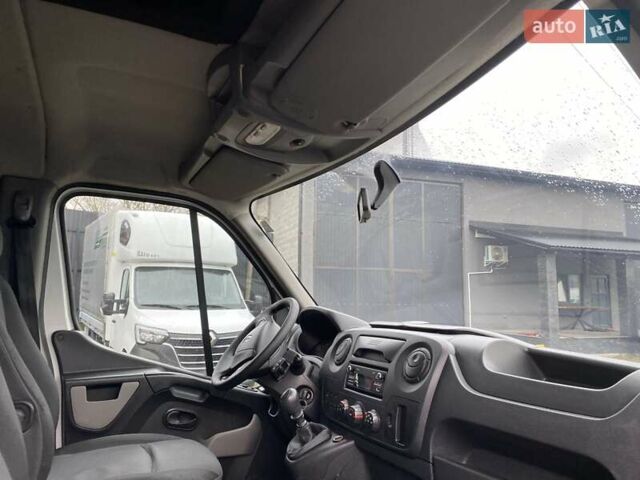 Белый Рено Мастер, объемом двигателя 2.3 л и пробегом 257 тыс. км за 15400 $, фото 32 на Automoto.ua