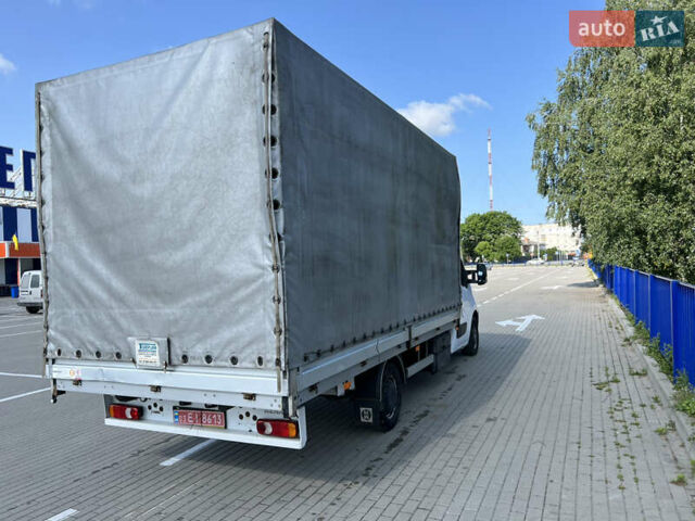 Белый Рено Мастер, объемом двигателя 2.3 л и пробегом 320 тыс. км за 12400 $, фото 5 на Automoto.ua