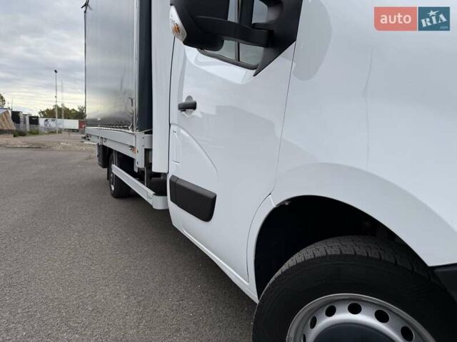 Белый Рено Мастер, объемом двигателя 2.3 л и пробегом 379 тыс. км за 17600 $, фото 15 на Automoto.ua