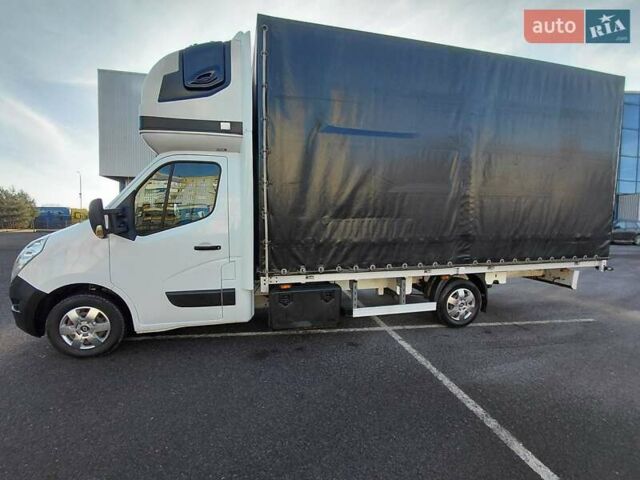 Белый Рено Мастер, объемом двигателя 2.3 л и пробегом 421 тыс. км за 15300 $, фото 5 на Automoto.ua