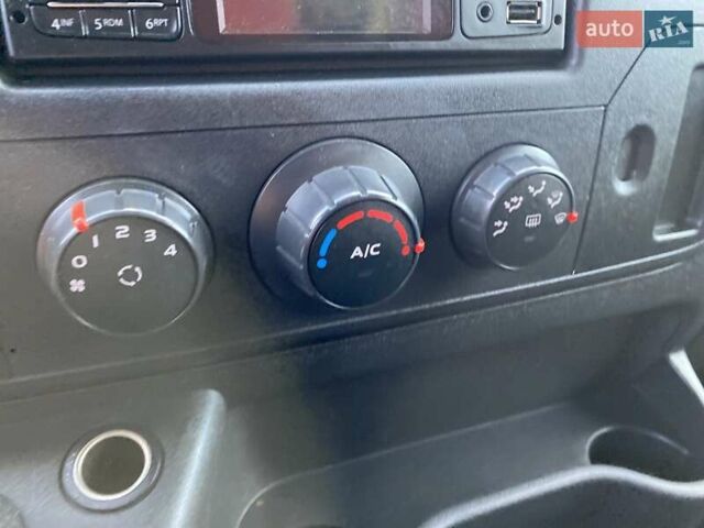 Белый Рено Мастер, объемом двигателя 2.3 л и пробегом 186 тыс. км за 14800 $, фото 41 на Automoto.ua