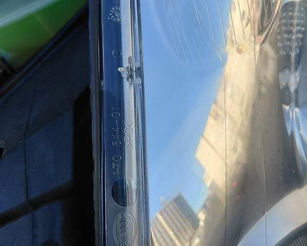 Белый Рено Мастер, объемом двигателя 2.3 л и пробегом 421 тыс. км за 15300 $, фото 44 на Automoto.ua