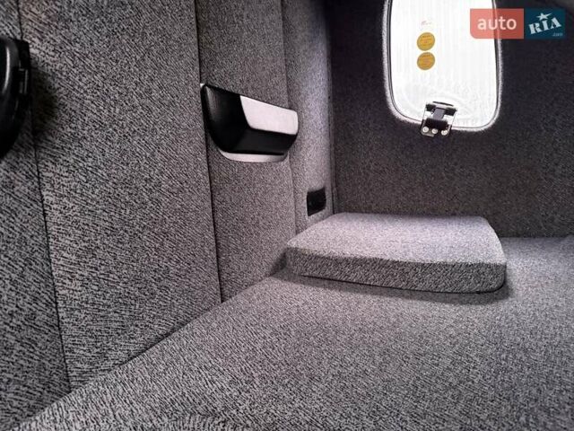 Белый Рено Мастер, объемом двигателя 2.3 л и пробегом 379 тыс. км за 17600 $, фото 68 на Automoto.ua