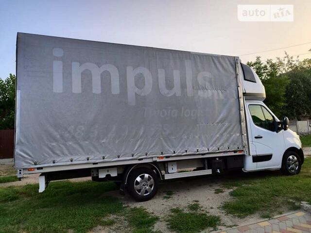 Белый Рено Мастер, объемом двигателя 2.3 л и пробегом 233 тыс. км за 17400 $, фото 6 на Automoto.ua