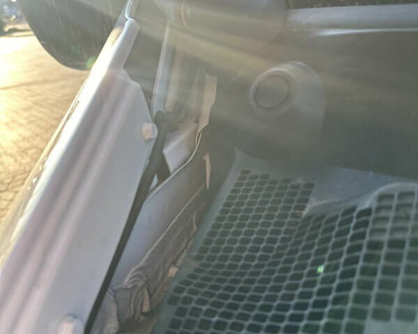 Белый Рено Мастер, объемом двигателя 2.3 л и пробегом 520 тыс. км за 17900 $, фото 36 на Automoto.ua