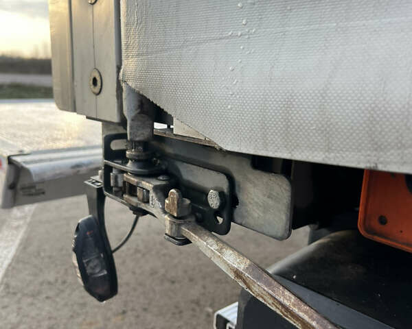 Белый Рено Мастер, объемом двигателя 2.3 л и пробегом 360 тыс. км за 25999 $, фото 41 на Automoto.ua