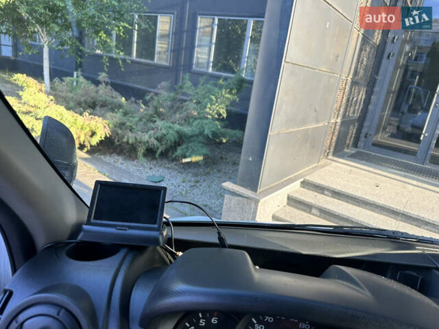 Белый Рено Мастер, объемом двигателя 2.3 л и пробегом 520 тыс. км за 17900 $, фото 23 на Automoto.ua