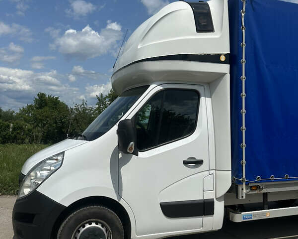 Белый Рено Мастер, объемом двигателя 2.3 л и пробегом 476 тыс. км за 17250 $, фото 3 на Automoto.ua