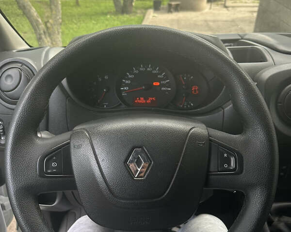 Белый Рено Мастер, объемом двигателя 2.3 л и пробегом 476 тыс. км за 17250 $, фото 17 на Automoto.ua