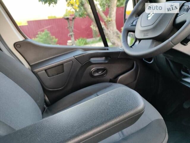 Белый Рено Мастер, объемом двигателя 2.3 л и пробегом 233 тыс. км за 17400 $, фото 31 на Automoto.ua