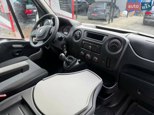 Белый Рено Мастер, объемом двигателя 2.3 л и пробегом 281 тыс. км за 23999 $, фото 50 на Automoto.ua