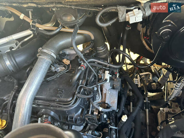 Белый Рено Мастер, объемом двигателя 2.3 л и пробегом 520 тыс. км за 17900 $, фото 32 на Automoto.ua