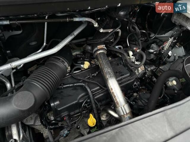 Білий Рено Мастєр, об'ємом двигуна 2.3 л та пробігом 363 тис. км за 17700 $, фото 82 на Automoto.ua