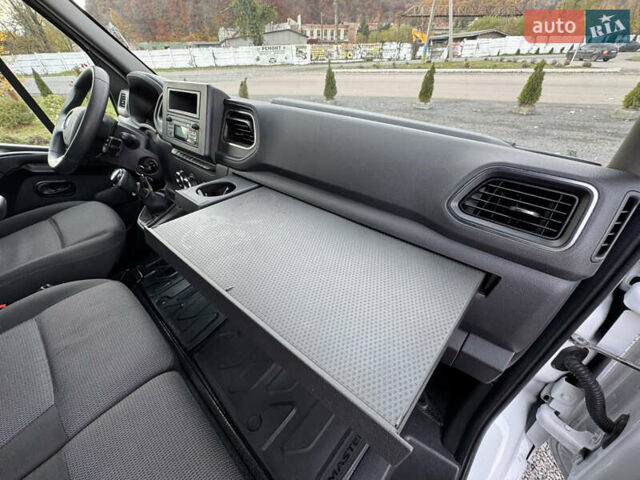 Білий Рено Мастєр, об'ємом двигуна 2.3 л та пробігом 230 тис. км за 18700 $, фото 38 на Automoto.ua