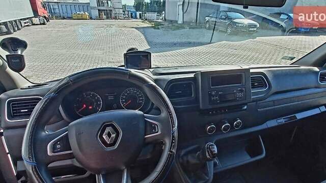 Белый Рено Мастер, объемом двигателя 2.29 л и пробегом 346 тыс. км за 15900 $, фото 4 на Automoto.ua