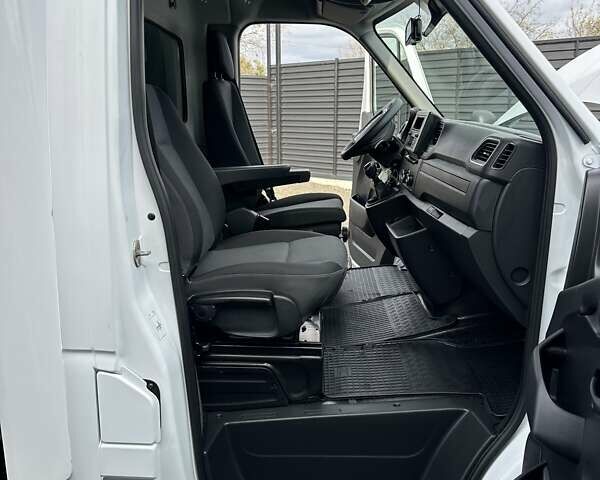 Рено Мастер 2020 в Ковель на Automoto.ua Белый Рено Мастер, объемом двигателя 2.3 л и пробегом 345 тыс. км за 18999 $, фото 26 на Automoto.ua