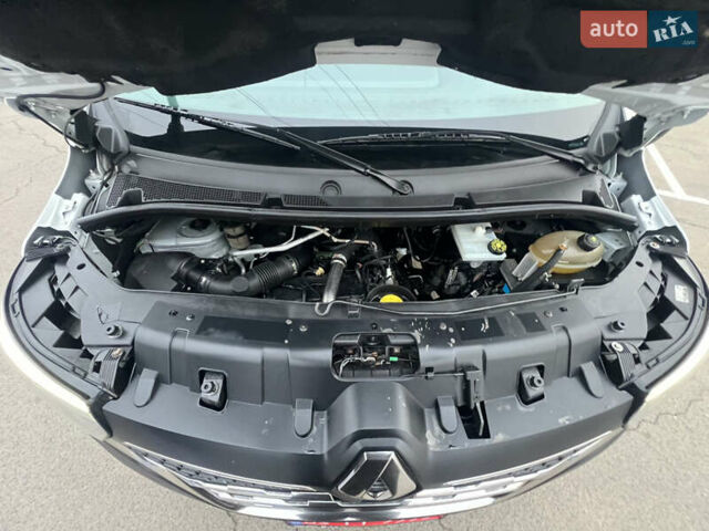 Белый Рено Мастер, объемом двигателя 2.3 л и пробегом 187 тыс. км за 17777 $, фото 40 на Automoto.ua