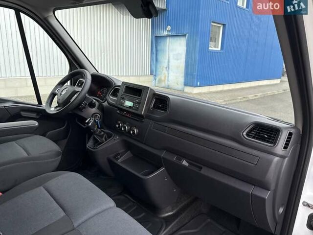 Білий Рено Мастєр, об'ємом двигуна 2.3 л та пробігом 363 тис. км за 17700 $, фото 63 на Automoto.ua