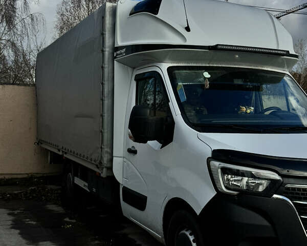 Белый Рено Мастер, объемом двигателя 2.3 л и пробегом 303 тыс. км за 23100 $, фото 4 на Automoto.ua