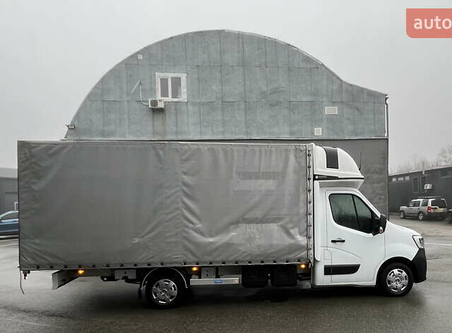 Белый Рено Мастер, объемом двигателя 2.3 л и пробегом 457 тыс. км за 19000 $, фото 5 на Automoto.ua