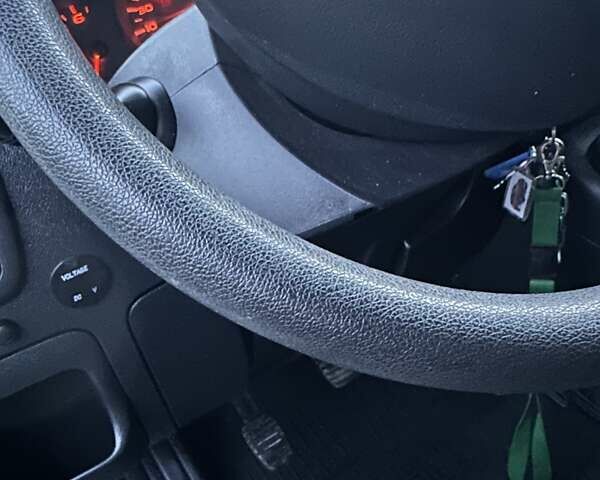 Белый Рено Мастер, объемом двигателя 2.3 л и пробегом 428 тыс. км за 17600 $, фото 14 на Automoto.ua