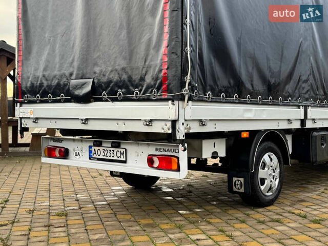 Белый Рено Мастер, объемом двигателя 2.3 л и пробегом 500 тыс. км за 17500 $, фото 30 на Automoto.ua