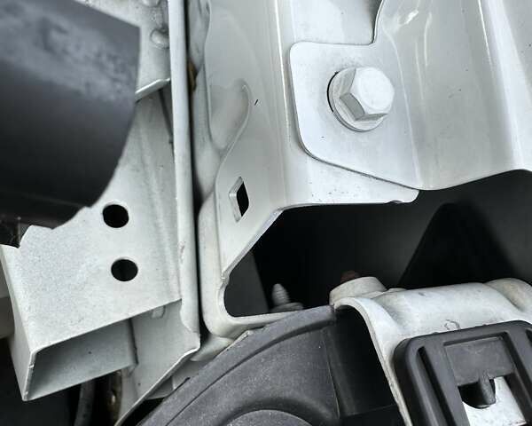 Рено Мастер 2020 в Ковель на Automoto.ua Белый Рено Мастер, объемом двигателя 2.3 л и пробегом 345 тыс. км за 18999 $, фото 17 на Automoto.ua