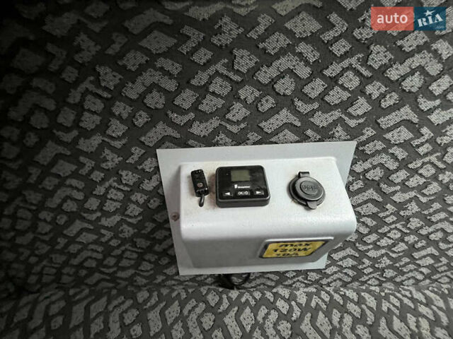 Белый Рено Мастер, объемом двигателя 2.3 л и пробегом 457 тыс. км за 18800 $, фото 15 на Automoto.ua