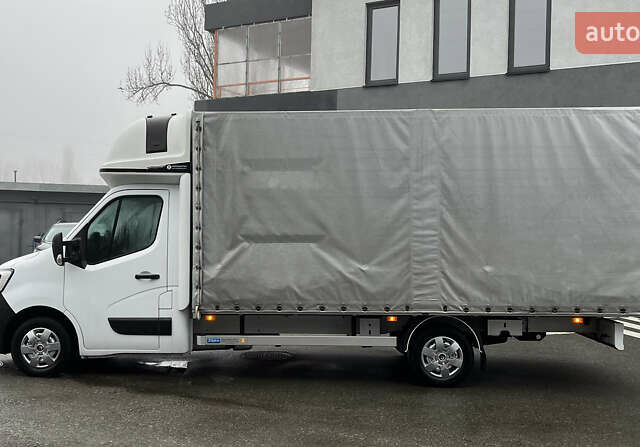 Белый Рено Мастер, объемом двигателя 2.3 л и пробегом 457 тыс. км за 18800 $, фото 1 на Automoto.ua