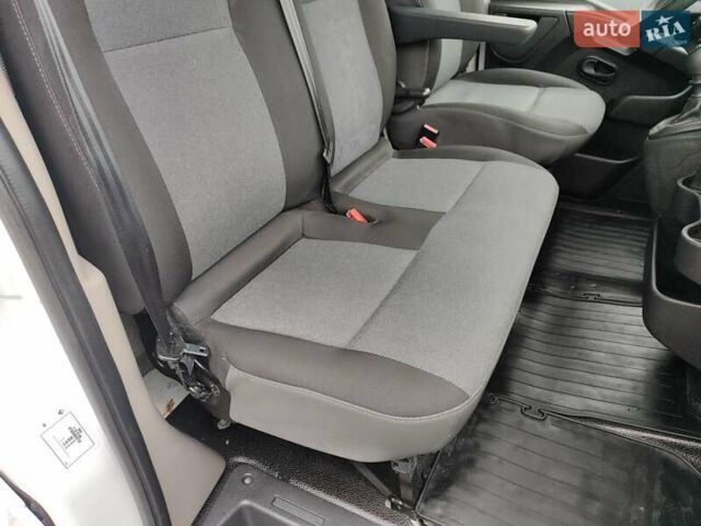 Білий Рено Мастєр, об'ємом двигуна 2.3 л та пробігом 278 тис. км за 16700 $, фото 41 на Automoto.ua