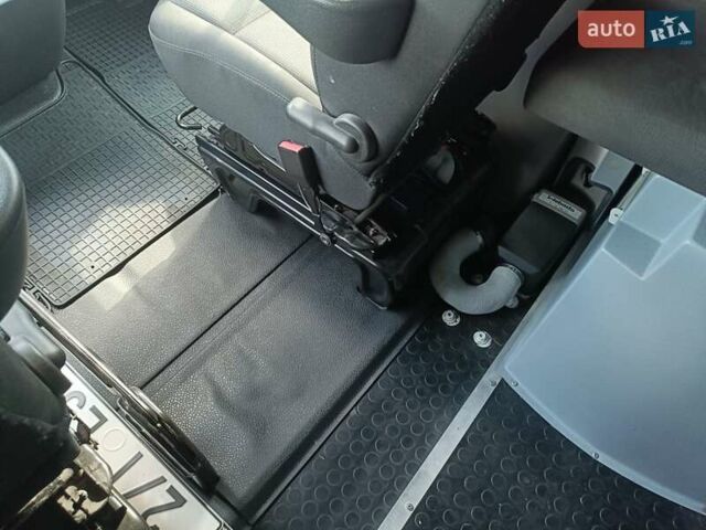 Білий Рено Мастєр, об'ємом двигуна 2.3 л та пробігом 297 тис. км за 18500 $, фото 19 на Automoto.ua