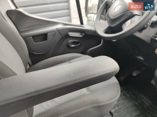 Білий Рено Мастєр, об'ємом двигуна 2.3 л та пробігом 278 тис. км за 16700 $, фото 38 на Automoto.ua