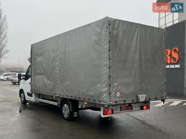 Белый Рено Мастер, объемом двигателя 2.3 л и пробегом 457 тыс. км за 18800 $, фото 2 на Automoto.ua